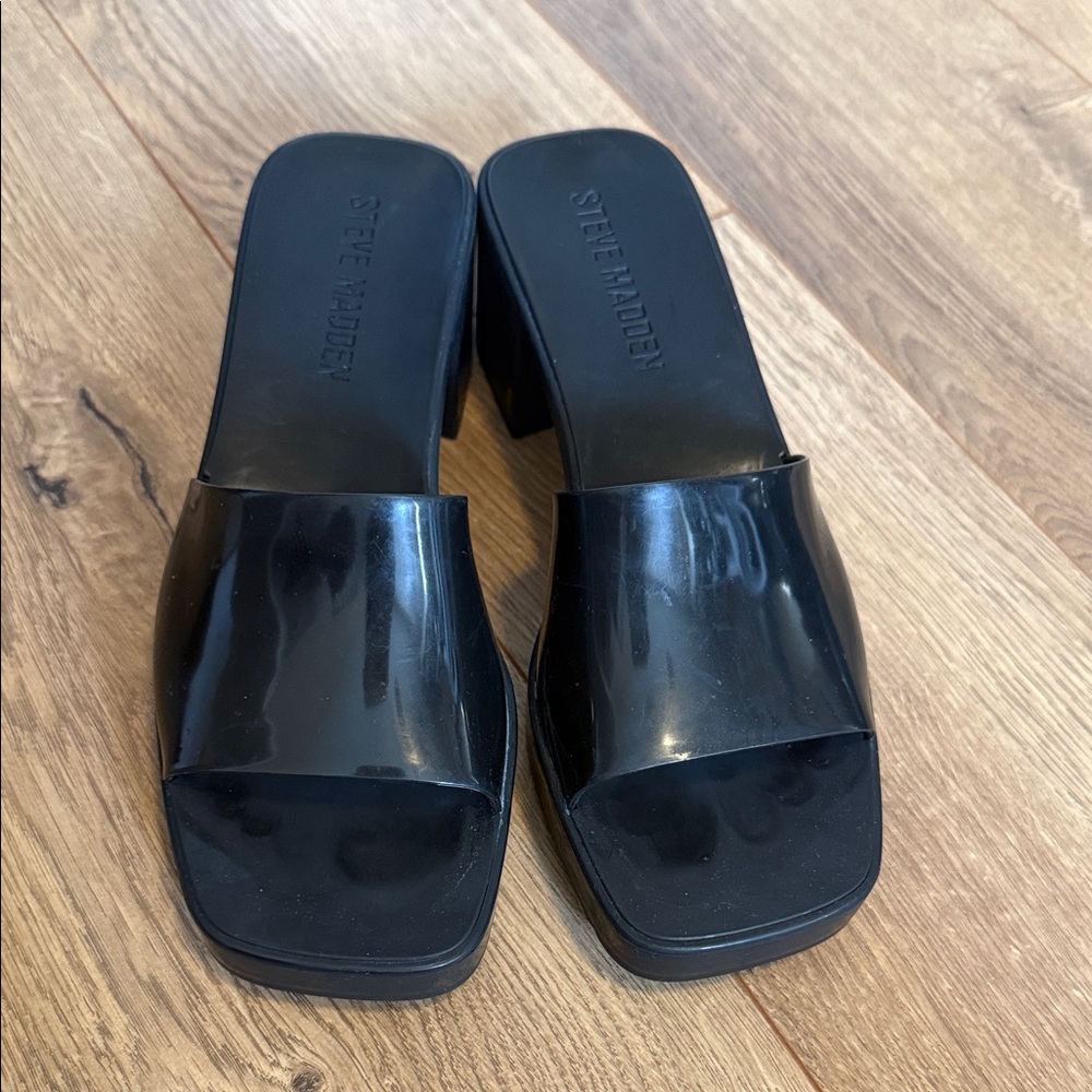 Steve Madden Glossy Black Women's Mules